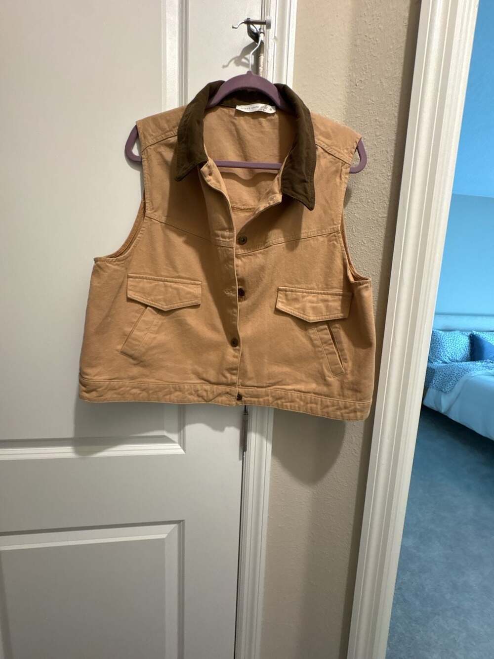 Altar'd State Canvas Sleeveless Vest with Corduroy Collar Size XL